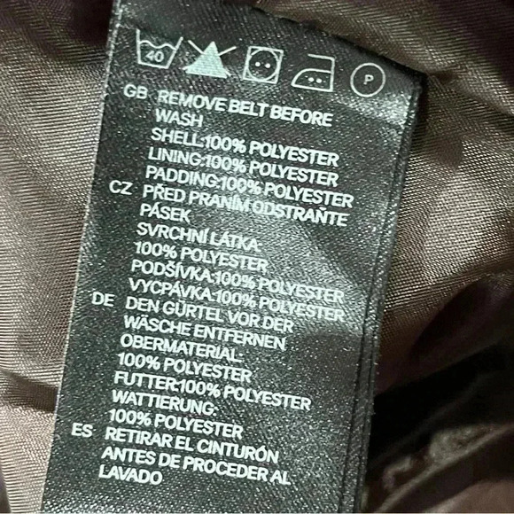 H&M brown, knee length, puffer coat, vintage feel with attached belt and pockets - Picture 12 of 12